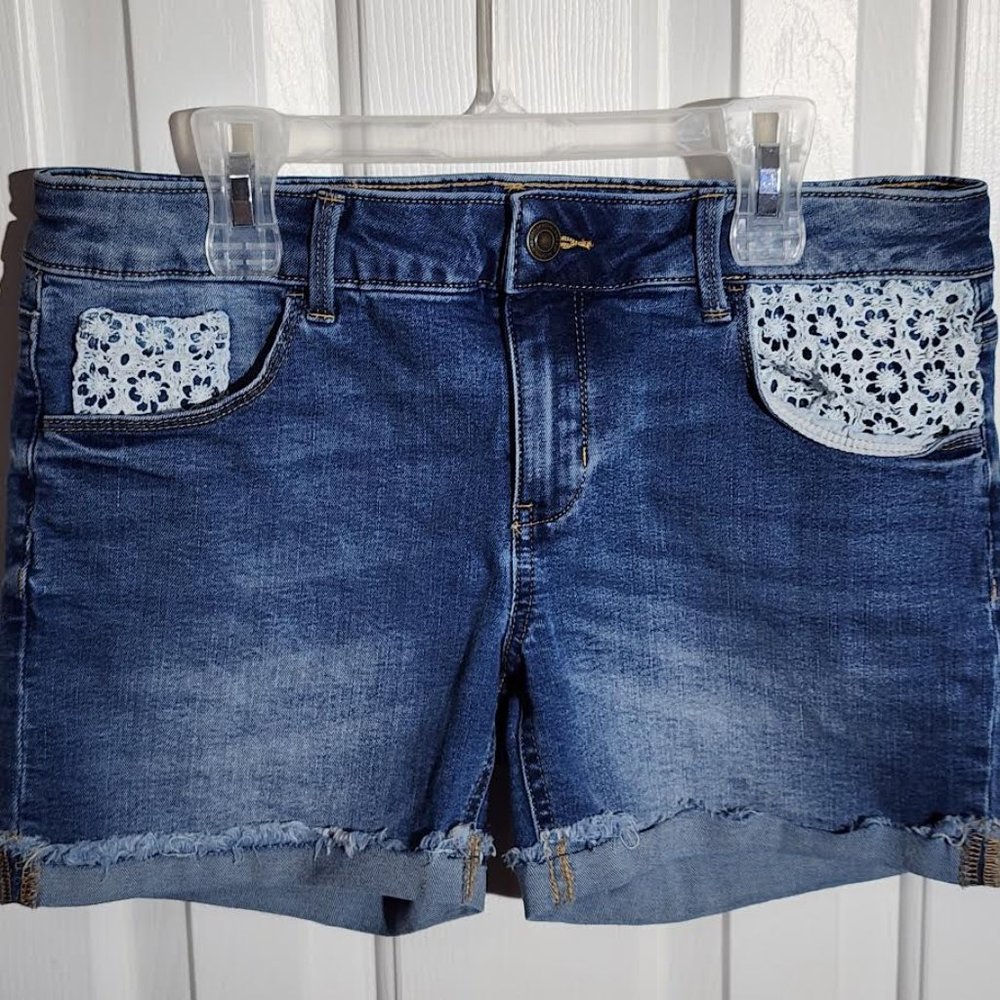 SO girls denim shorts